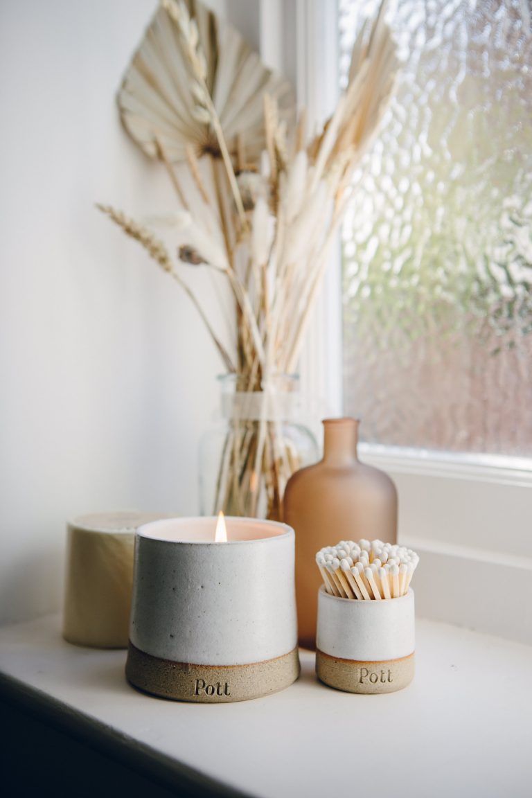 Why is rapeseed and coconut wax the perfect blend for candles? –  cedarlifestyle