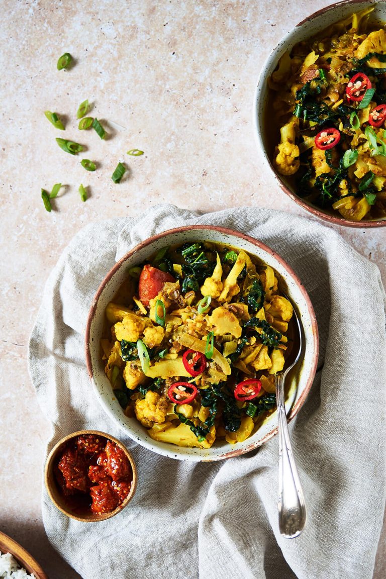 Cauliflower and lentil curry in a bowl