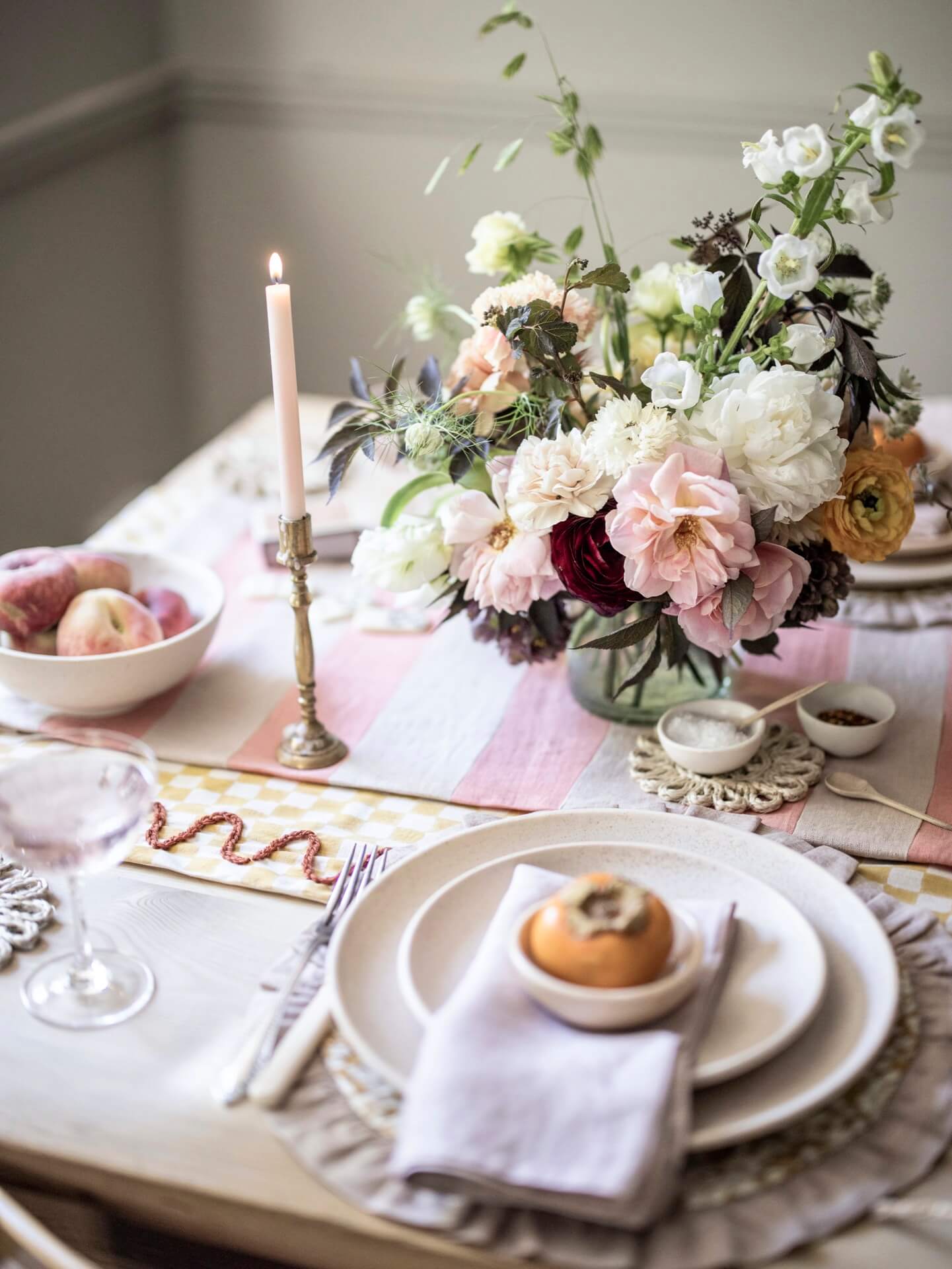 how to style a pretty spring table with soft colours