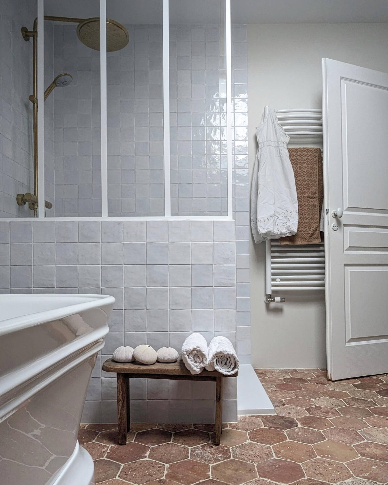 Bathroom with partitioned shower cubicle