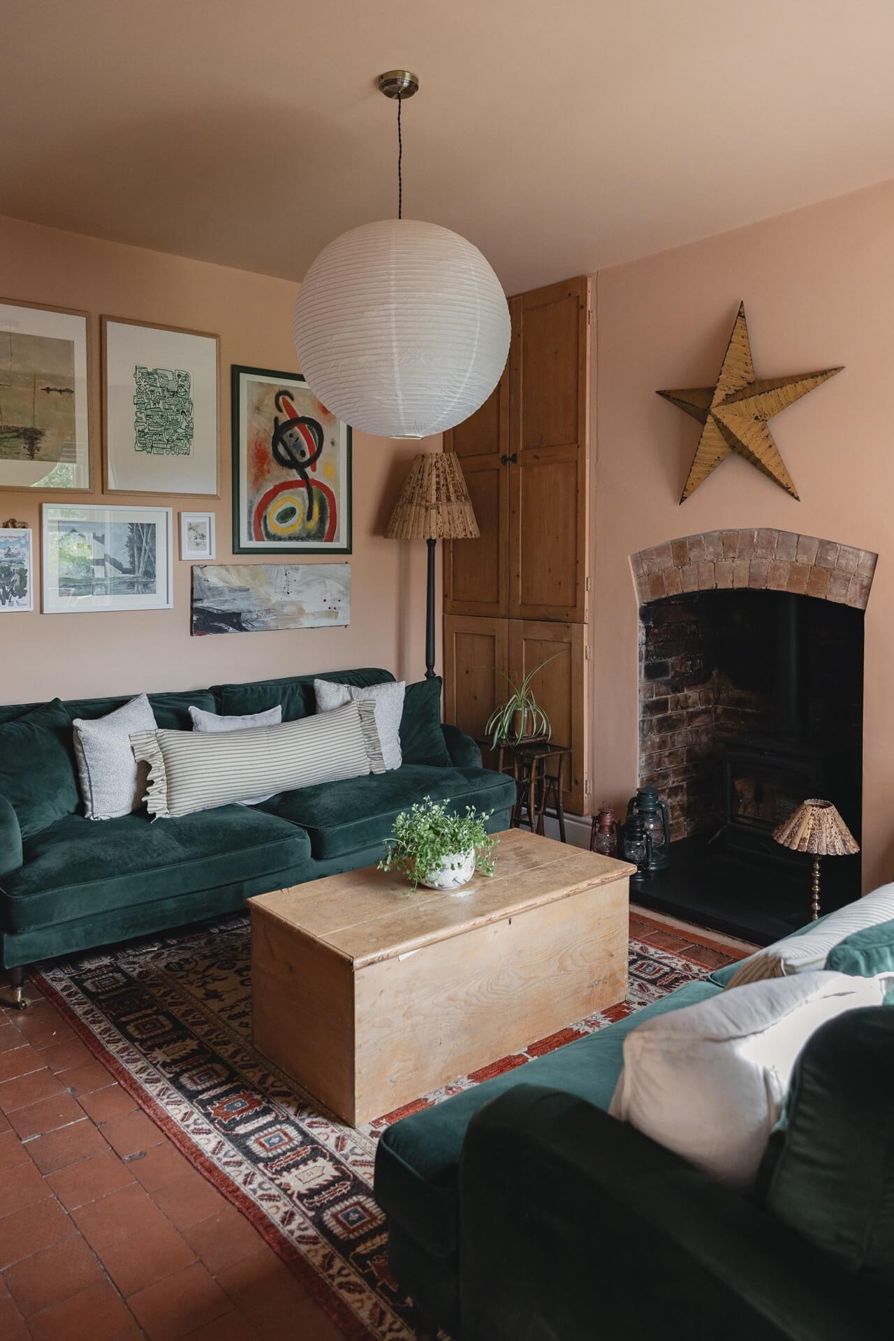 Home tour with The Hen House owner Kelly Wood, featured on 91 Magazine